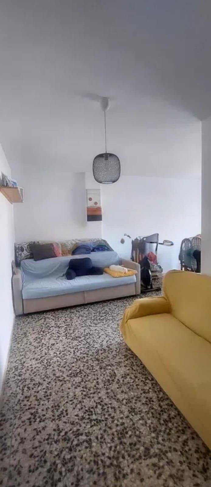 Piso Amplio, Luminoso Y Con Ascensor En Quart De Poblet