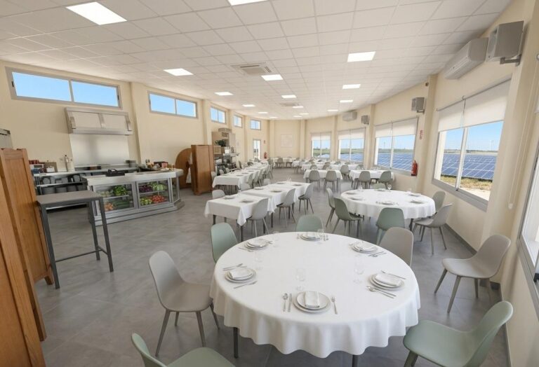 Restaurante Consolidado En Traspaso Con Gran Capacidad Para Eventos En Polígono De Valencia Norte